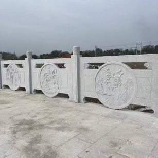 张家口芝麻白河道栏杆 石材栏杆