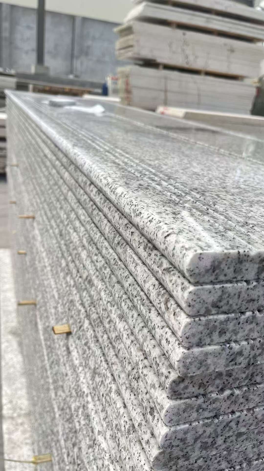 张家口芝麻白楼梯踏步 花岗岩楼梯板材
